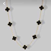 Load image into Gallery viewer, Clover Necklace
